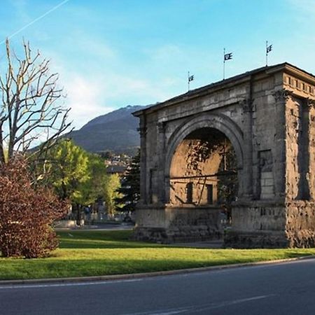 Appartamento Argento Aosta Exteriör bild